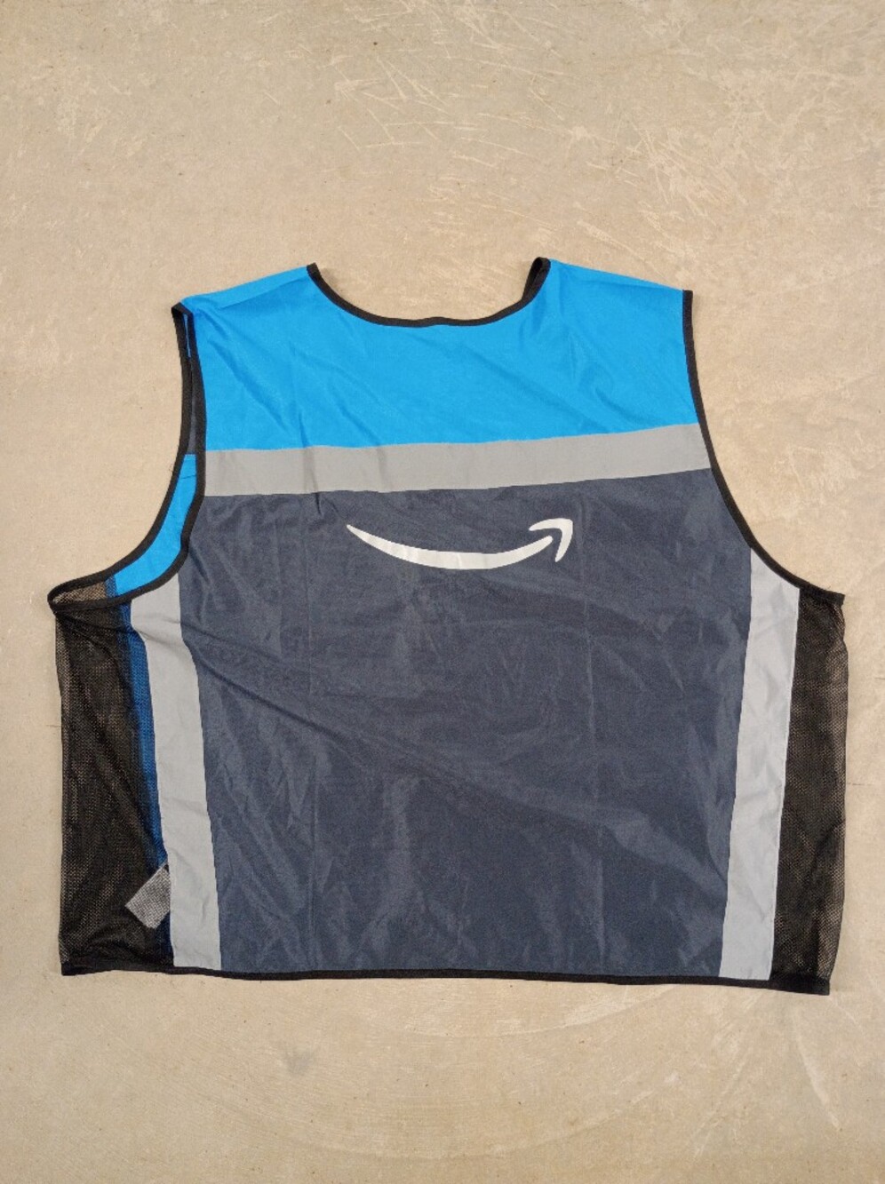 Amazon Prime Blue Reflective Work Vest Size 4XL - Picture 4 of 4